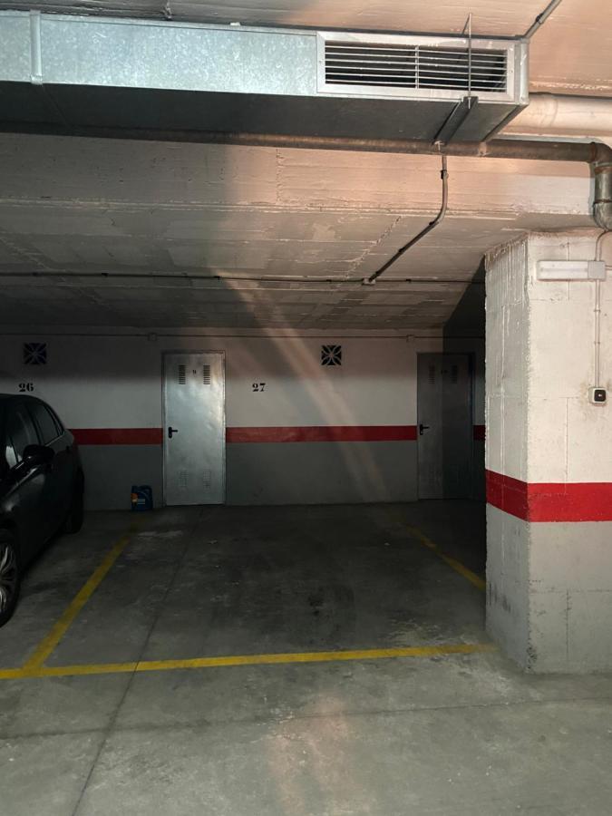 Private Terrace & Free Parking Lägenhet Málaga Exteriör bild